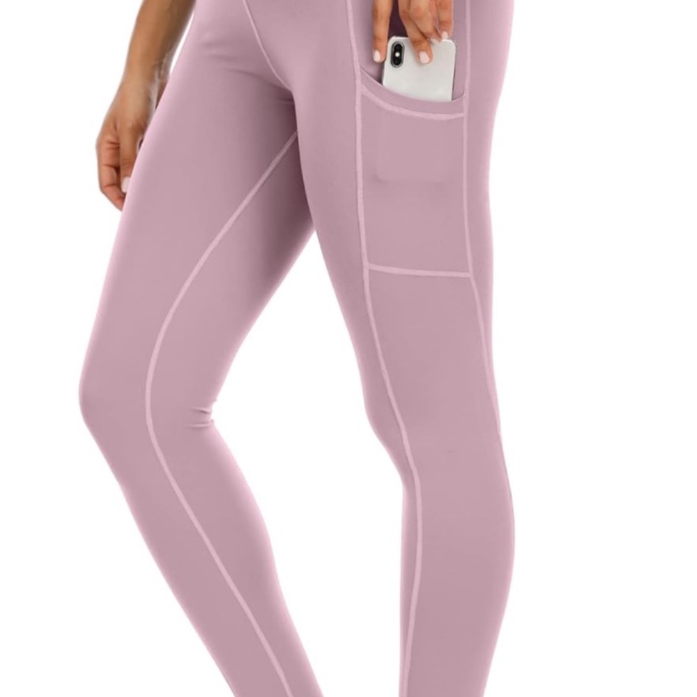 Size Small pink leggings. Excellent condition. {1230}